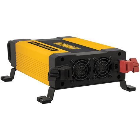 Dewalt Professional 1 000 Watt Power Inverter With Digital Display And