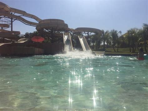 Hot Beach ou Laranjais qual o melhor parque aquático de Olímpia