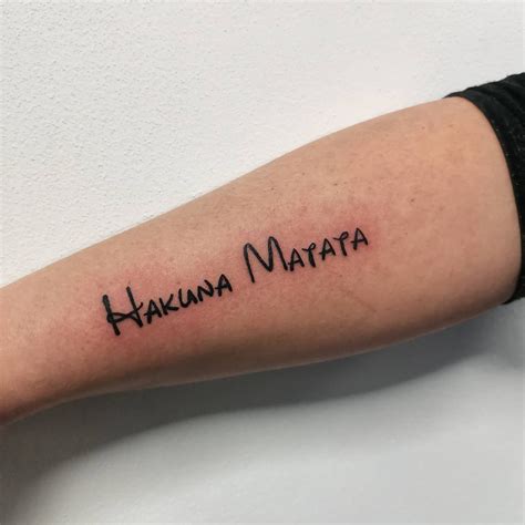 67 Cool Hakuna Matata Tattoo Ideas 2024 Inspiration Guide Artofit