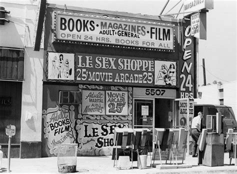 Adult Book Store On Hollywood Blvd And Western Ave Hollywood Ca Los Angeles Film Le Adults Books