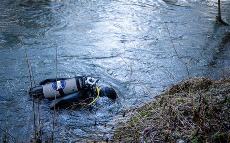 Bingen Sigmaringen Drama Um Melissa 2 Taucher Bergen Vermisste