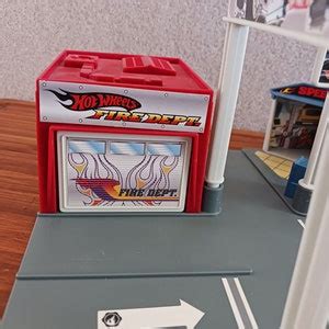 Mattel Hot Wheels Mega City Fire Playset Etsy