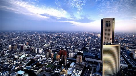 Urban Horizon Stunning Hd Wallpaper Of A Man Made Cityscape