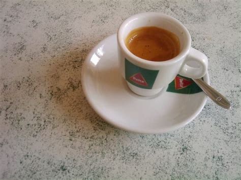 Portuguese Coffee: Order Like a Local