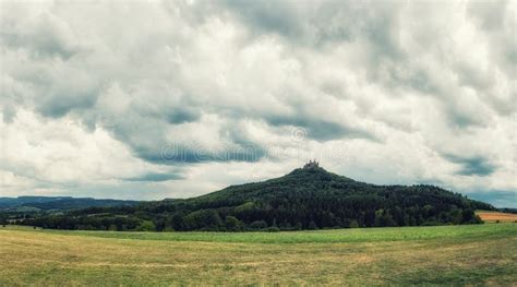 Castelo Na Floresta Negra Alemanha De Hohenzollern Imagem De Stock