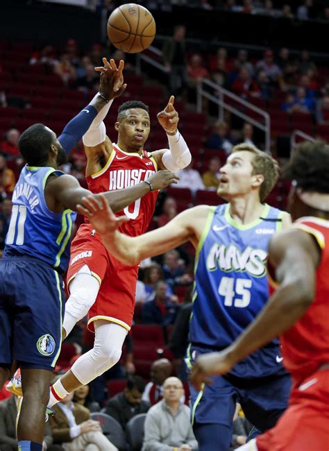 James Harden Scores 35 To Lead Rockets Past Mavericks