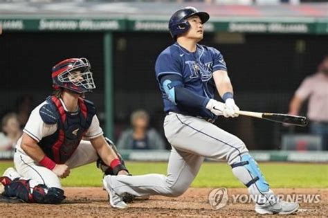 쐐기 3점포 최지만 시즌 5호 홈런으로 탬파베이 4연승 견인 한국경제