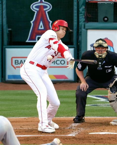 止まらぬ大谷翔平 初回いきなり三塁打 両リーグ最多タイ5本目で三塁打王に浮上 トラウトの2者連続三塁打で生還大リーグデイリースポーツ Online