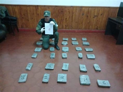 Gendarmería secuestró más de 30 kilos de droga que estaban ocultos en