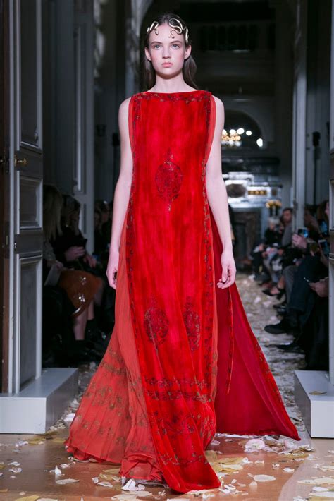 Valentino: Couture - The New York Times