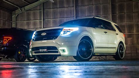 Custom Ford Explorer