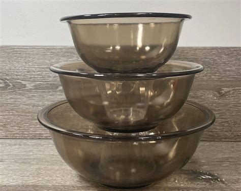 Pyrex Amber Brown Glass Nesting Mixing Bowls 322 323 325 Set Of 3