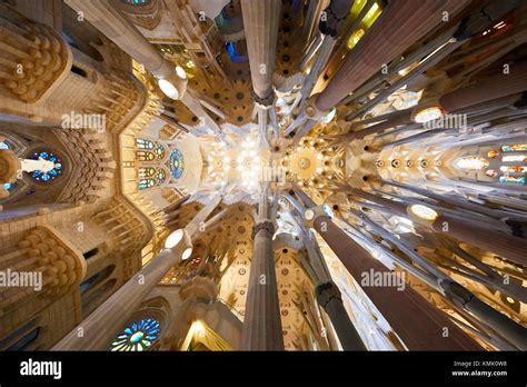 La Iglesia de La Sagrada Familia obra del arquitecto Antoni Gaudí