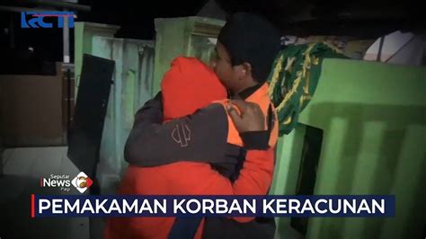 Isak Tangis Iringi Pemakaman Korban Keracunan Satu Keluarga Di Jabar