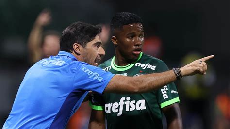 Veja a provável escalação do Palmeiras contra o Santos