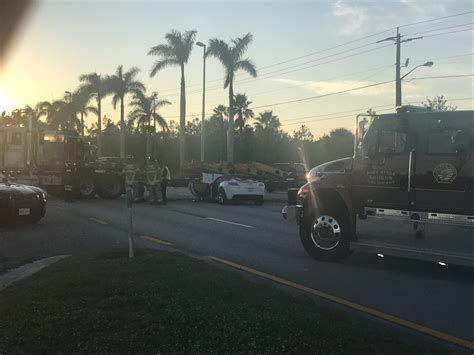 Crash Blocks Traffic On Palm Beach Boulevard In Fort Myers