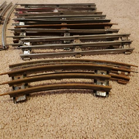 Vtg 32 Piece Lot Lionel Model Railroad Train Track O Gauge 3 Rail