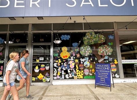 Scenes From The Th Annual Winter Park Sidewalk Art Festival The