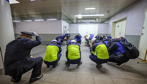 Sikapi Uji Coba Rudal Balistik Korea Utara Jepang Gelar Latihan