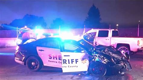 Deputy Hospitalized After Pursuit Ends In Crash In Oakland Nbc Bay Area