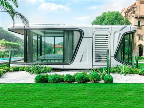 Smart Removable Homes Prefab Capsule House With Bathroom Sunshine Room