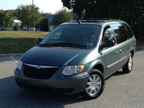 Find used 2005 CHRYSLER TOWN AND COUNTRY TOURING DVD STOW AND GO SEATS ...