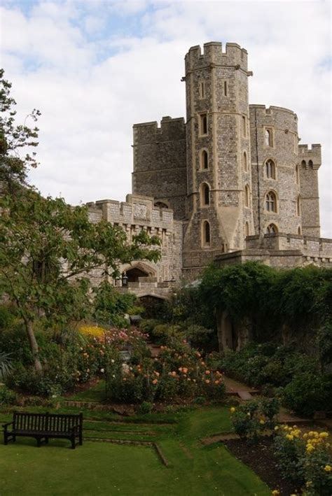 Windsor Castle. | Windsor castle, Castle, British castles 