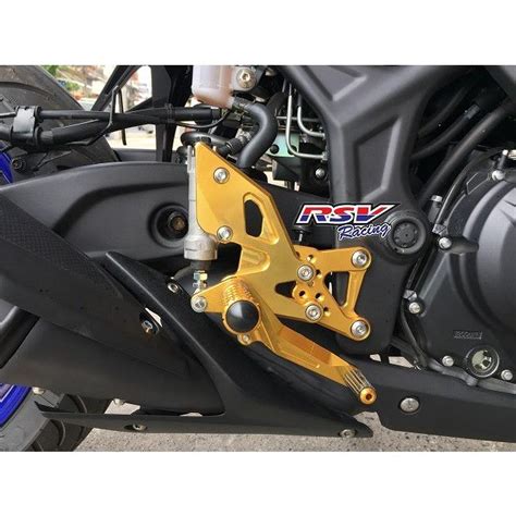 RSV racing RSV racing:アールエスブイレーシング バックステップ 可変タイプ R3/R25用 カラー：silver R25 ...