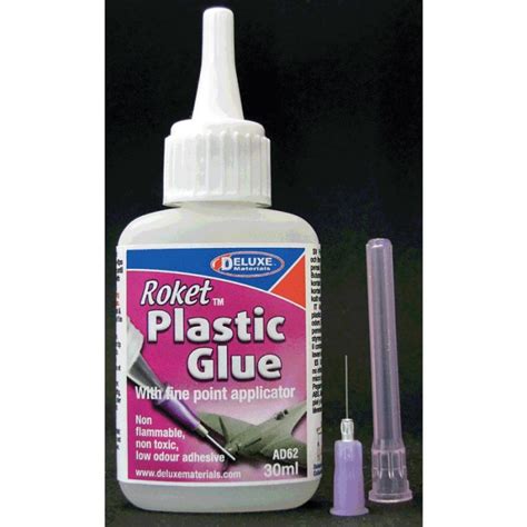 Deluxe Materials Roket Plastic Glue 30ml