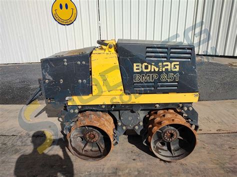 Compacteur à Déchet Pieds De Mouton Bomag Bmp 851 d occasion