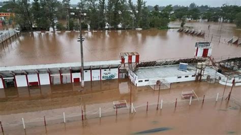 La inundación de Concordia afectó al club Libertad mira como quedó el