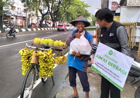 Berbagi Senyuman Di Hari Jumat Izi Sulsel Salurkan Program Rutin