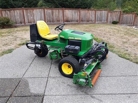 John Deere Zero Turn Diesel Commercial 3 Reel Mower For Sale In Tacoma