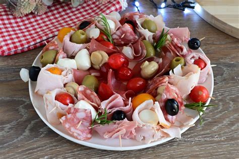 Antipasto Di Salumi La Ricetta Facile E Velocissima Come Centrotavola