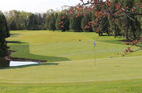 Golf Courses in Guelph|Victoria Park Golf Course