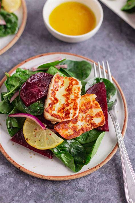 Pan Fried Halloumi And Beetroot Salad The Yummy Bowl