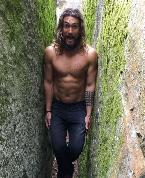 Jason Momoas Hot Shots In 2020 Jason Momoa Shirtless Jason Momoa