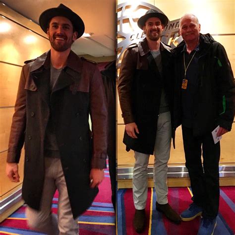 Kevin Love Arrives With His Father Stan Love For Okcatcle 8pm Et Nbaontnt Nbastyle