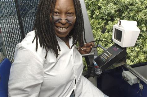 Whoopi Goldberg Weight Loss Before And After Photos As Star Loses 60 Pounds And Reveals