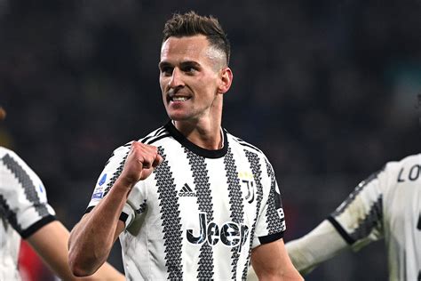 Juventus Ecco Come Procedere Il Recupero Di Milik