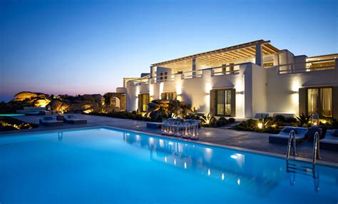 3.-greece-villa-rental-large-pool - Delfinia Group