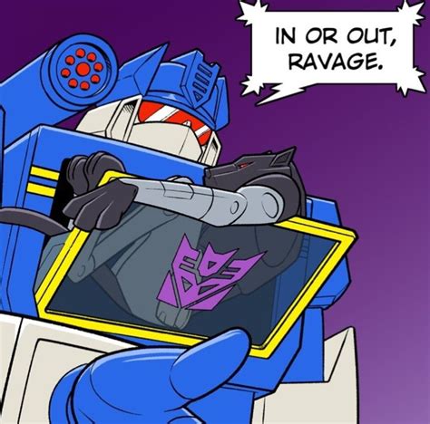 Soundwave and Ravage | Transformers memes, Transformers funny ...