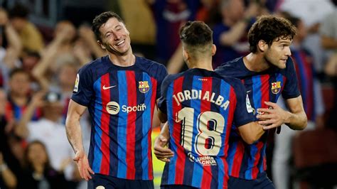 Robert Lewandowski double as Barcelona ease past Villarreal | Football News - Hindustan Times