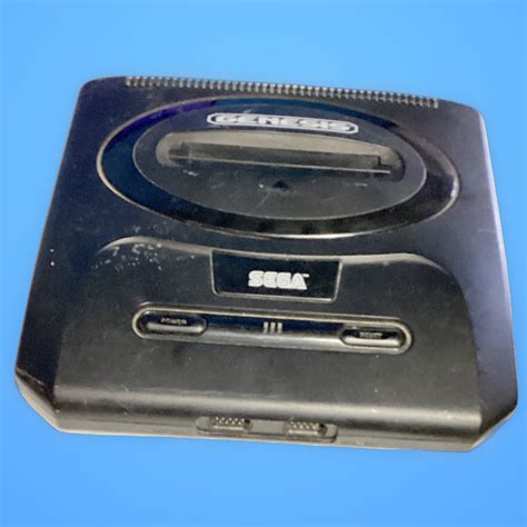 Sega Genesis w controller – Retros: The Vault