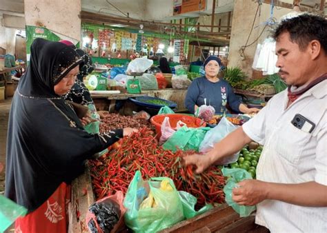 Maret Cabai Dan Bawang Merah Picu Inflasi Di Sumut Persen