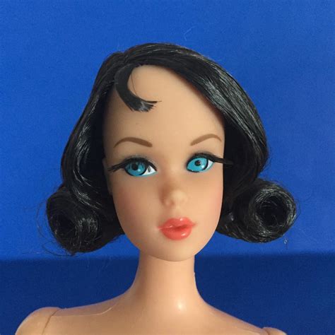 Vintage Reproduction Tnt Barbie Marlo Flip Brunette Doll Bend Leg W