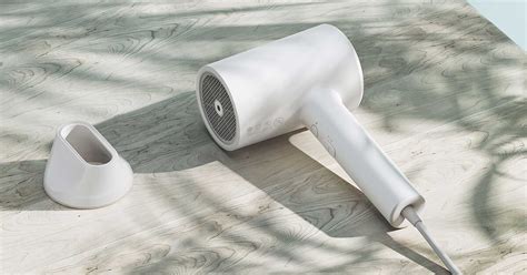 Xiaomi Mi Ionic Hairdryer is a powerful hair dryer even with cold air ...