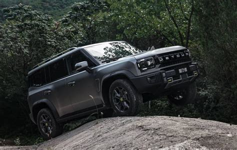 Land Rover Defender Il Clone Cinese Da Dollari Gazzetta It