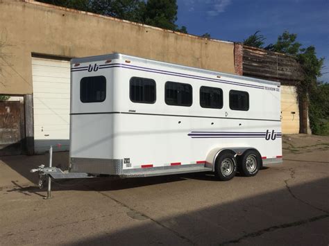 Turnbow Custom Horse Trailers Slant Load Oklahoma