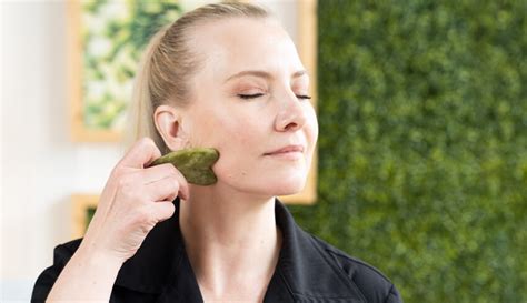 Gua Sha For The Face And Neck Beautifullife